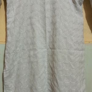 Kurti Top White - 30 Size