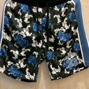 MAX Men Mid-Rise Floral Print Regular Fit Short.