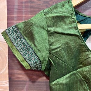 Beautiful Green Saree With Blouse