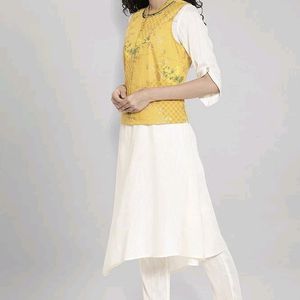 Aurelia Yellow Gillet Ivory Inner Trousers Set - X