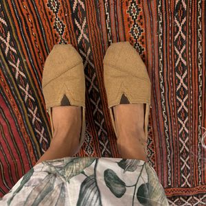 Jute Toms