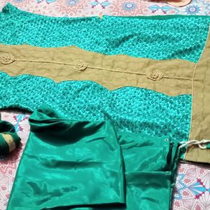 Stunning Green Kurta Pant Shawl Set💚💚💚