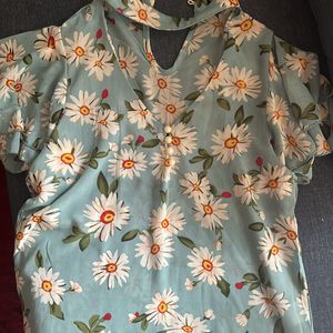 Cute Floral Print Top