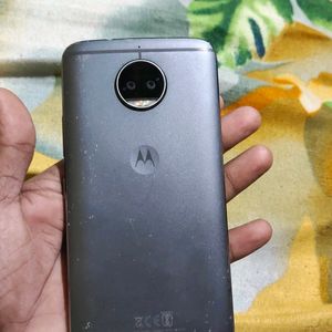 Motorola G5s Plus