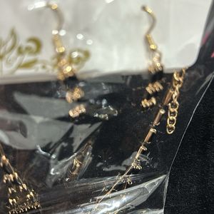 Black gold chain