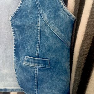 Zola Light Blue Denim Sleeveless Jacket