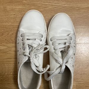 Women White Shoes