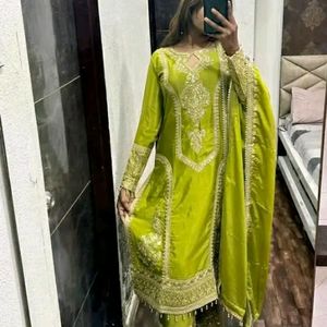 Viral  Top Plazo And Dupatta Set 🌿👌