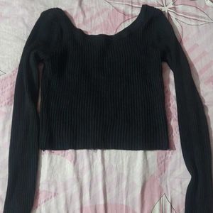 Basic Black Crop Top