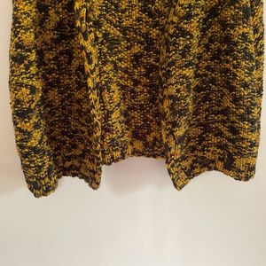 OVERSIZED WOOLEN SHRUG