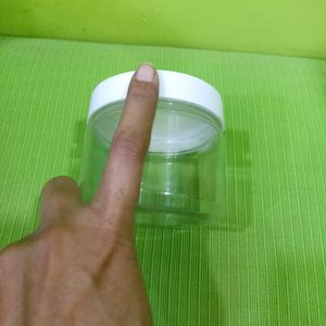 Small Plastic Container (Pet)