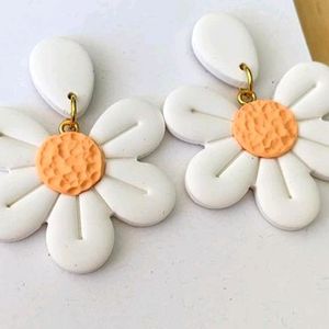 Clay Flower Earring No 7