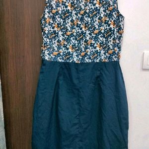 Tokyo Talkies Navy Blue Printed Midi Dress