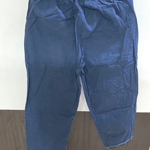 Pants With Knot
