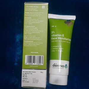 3% Vitamin E Face Moisturizer From The Derma Co