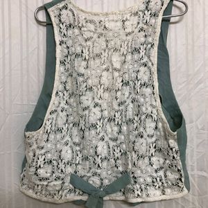 Woman Lace Vest