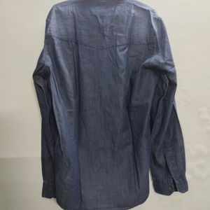 Jeans Colour Shirt mint condition