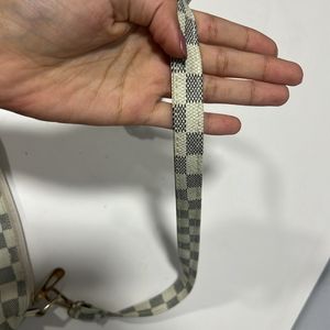 Sling bag