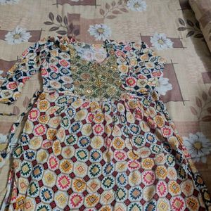 Best Naira Cut Kurthi Festival Looks