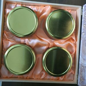 Wooden Gift Box With 4 Glass Jars