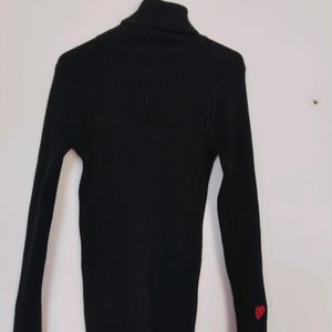 Black High Neck Sweater For Winter Wear