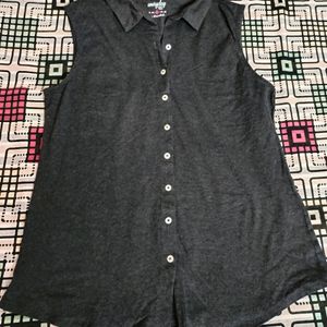 Fancy Sleeveless Charcoal T-shirt With No Defects