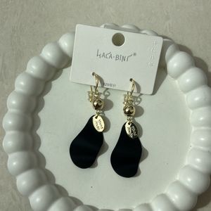 Black earrings