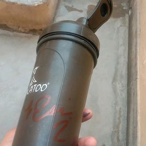 Virat Kohli🏏 Signed GYM Bottle