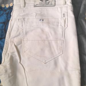 New White Jeans Brand [ Musician ]