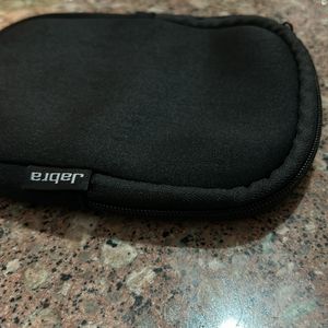 Electronic pouch with zipper for Headphones