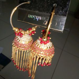 Jhumkas