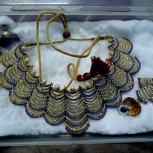 Sindrella Necklace Look