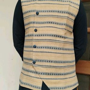 Trendy Beige Men’s Ethnic Wear with a Pocket