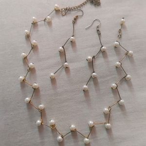 Pearl Neckless With Earrings