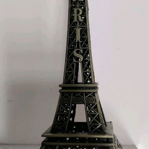 Eiffel Tower Decor