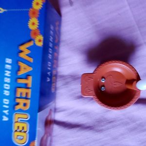 Water Sensor Diyas - Box Of Six Pieces