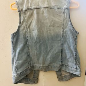 Denim jacket sleeveless