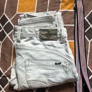 Off White Branded Jeans With Belt Free🔥🔥(Men)