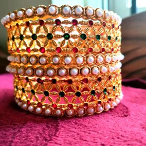 Women 6 Piece Bangles