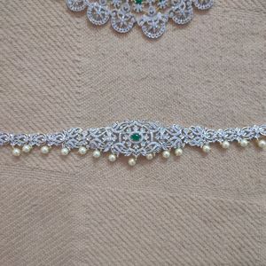 Emerald Jewellery Set