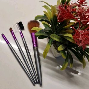 Makeup Brush