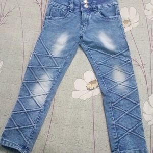 Jeans For 2-4 Yrs Girls