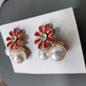 Beautiful Red And Pearls Earings