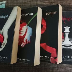 Twilight Series Full 4 Books 📚