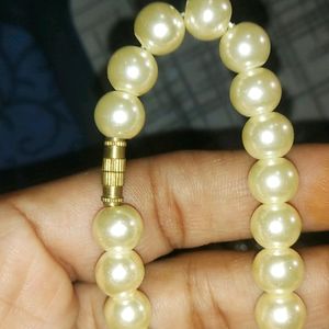 white moti long chain