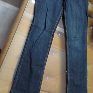 It's a Low Waist Blue Colored Women's  Denim