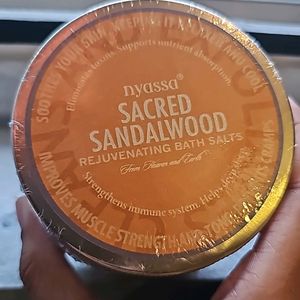 Sacred Sandalwood Bath Salts