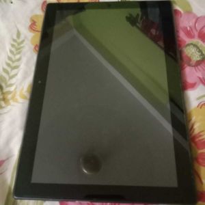 Lenovo Tab4