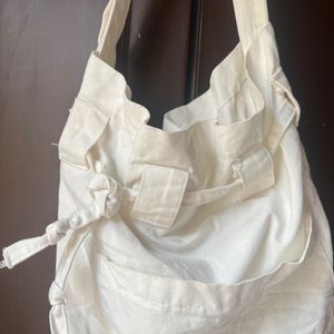 White Canvas Shoulder/crossbody Bag