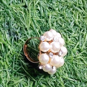 Pearl White & Stone Ring